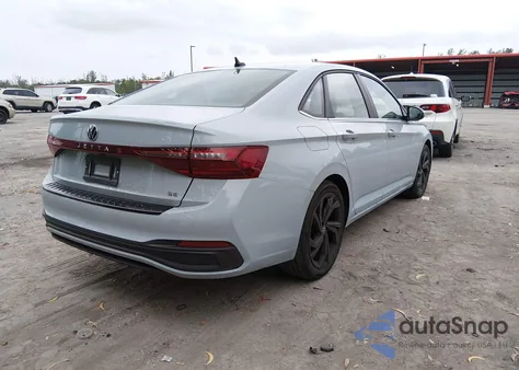 2025 Volkswagen Jetta 1.5T Se z USA, uszkodzony, nr VIN 3VW7X7BU2SM027619